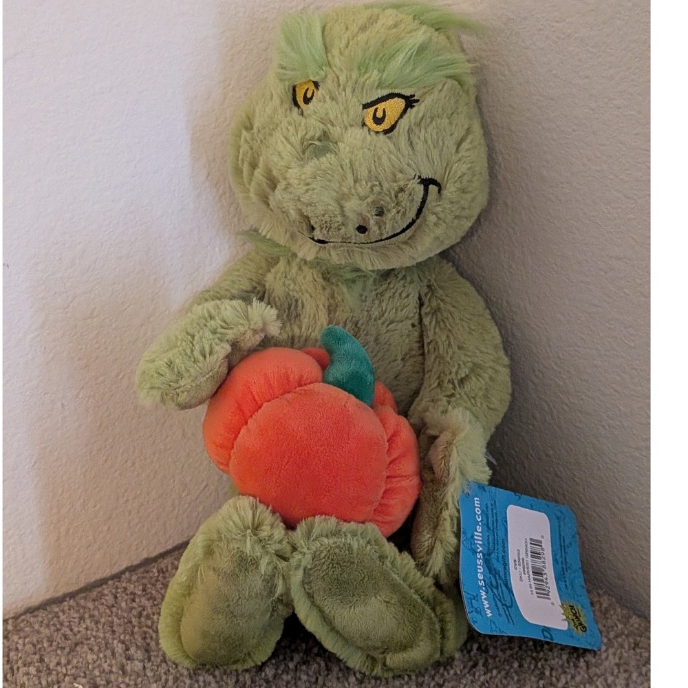 Dr Seuss Aurora The Grinch Harvest Plush Holding Pumpkin Halloween Christmas Toy